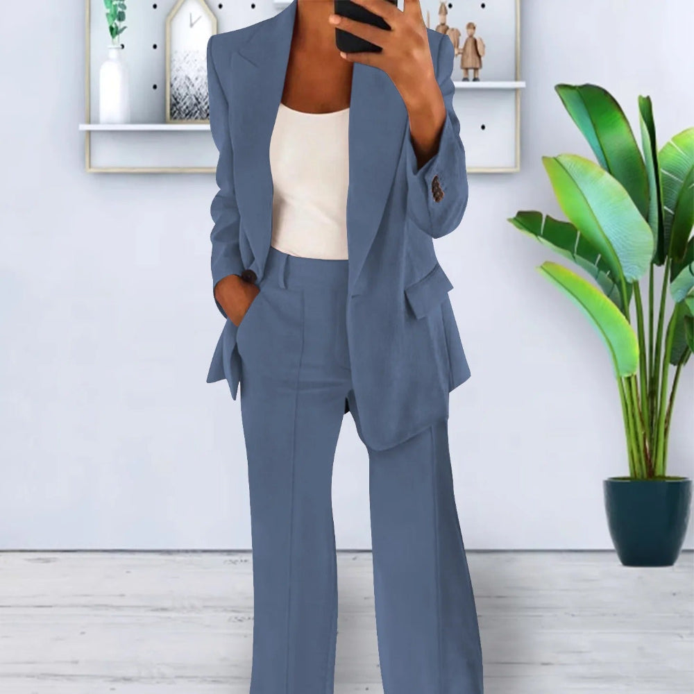 Lila - Tailleur femme ultra-stylé avec blazer moderne Bleu clair