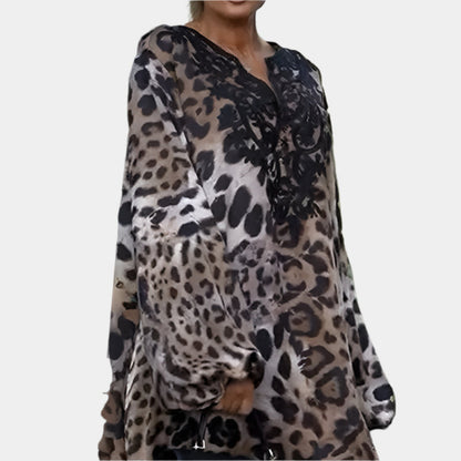 Everly - Robe léopard élégante et confortable pour femmes